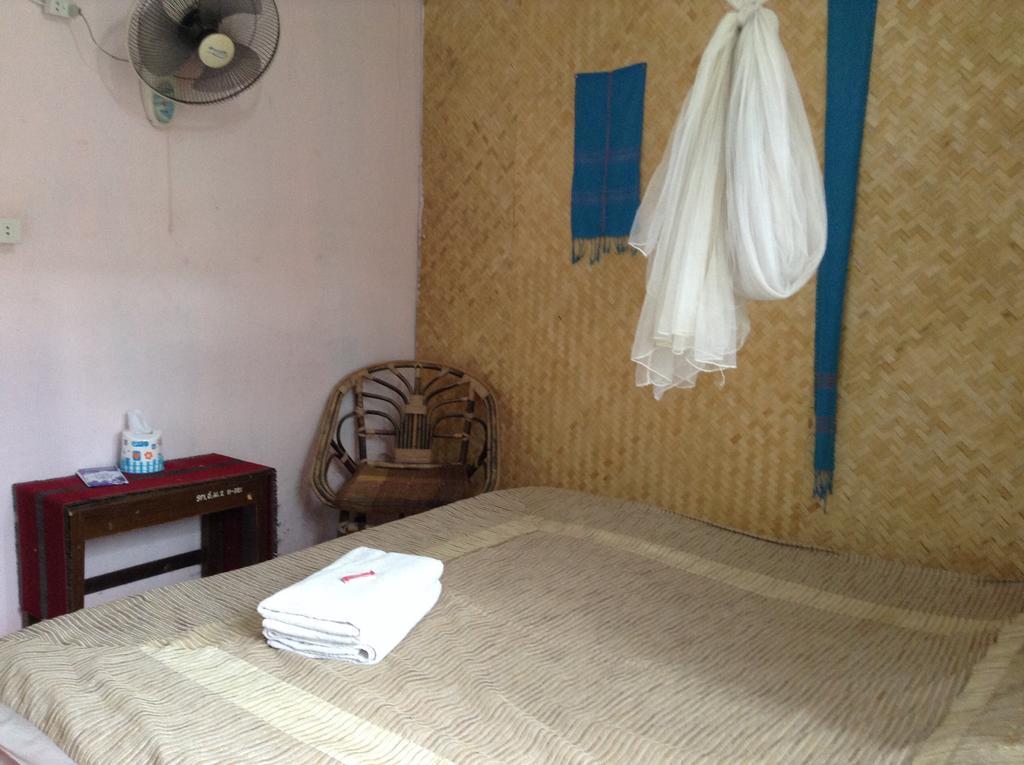 The Likeview Guesthouse Mae Hong Son Exterior photo